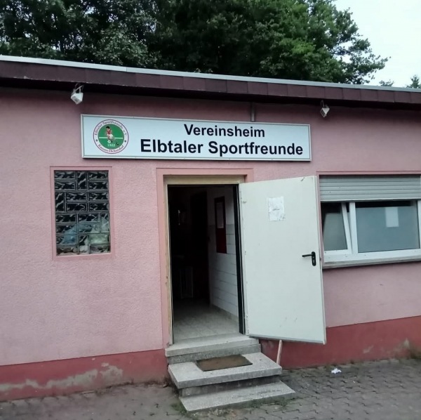 Sportplatz Kausen - Kausen