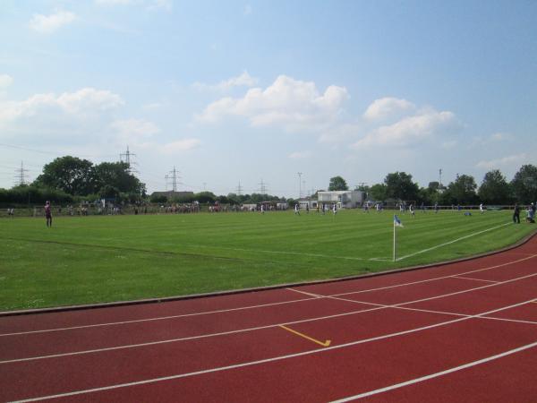 Stadion im Sportzentrum Hofheim - Lampertheim-Hofheim