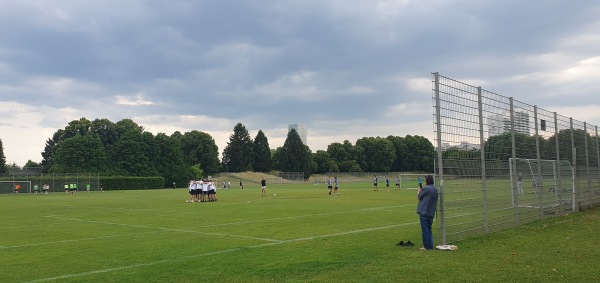 Zentrale Hochschulsportanlage Platz 10 - München-Milbertshofen-Am Hart