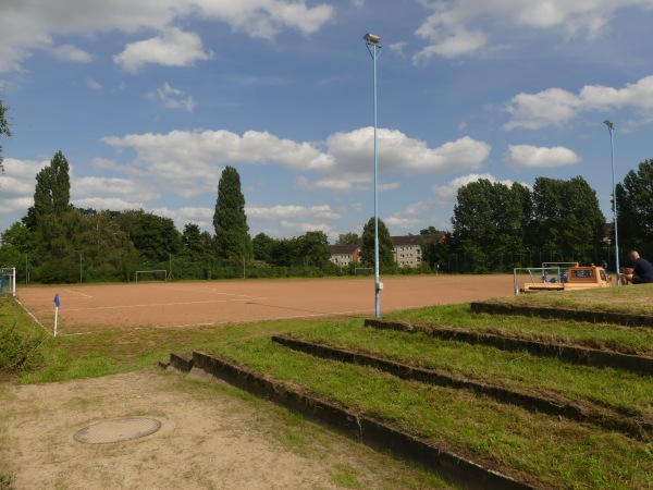Max Pagel-Arena Nebenplatz - Rostock-Hansaviertel
