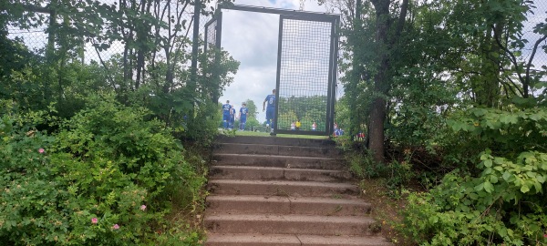 Sportplatz Emsener Berg - Rosengarten bei Harburg-Nenndorf