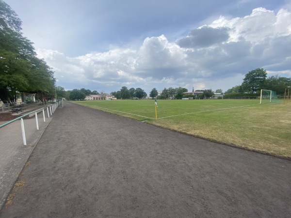 Städtischer Sportplatz Genthin - Genthin
