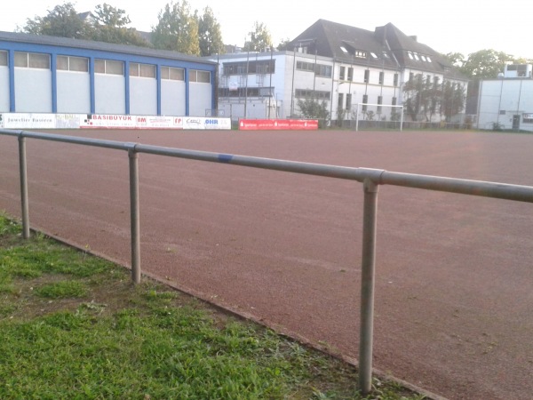 Sportstätte Walter Helpenstell - Koblenz-Rauental