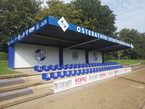 Bezirkssportanlage Krähenacker - Meerbusch-Osterath