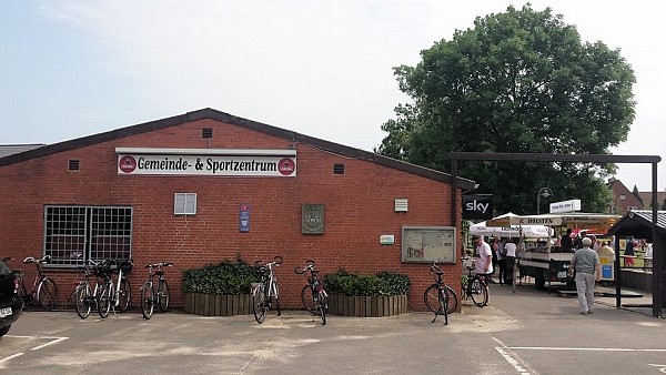 Gemeinde- und Sportzentrum Juliankadamm - Heiligenstedten