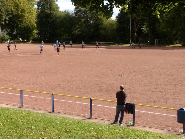 Bezirkssportanlage Hubertusburg Platz 2 - Essen/Ruhr-Huttrop