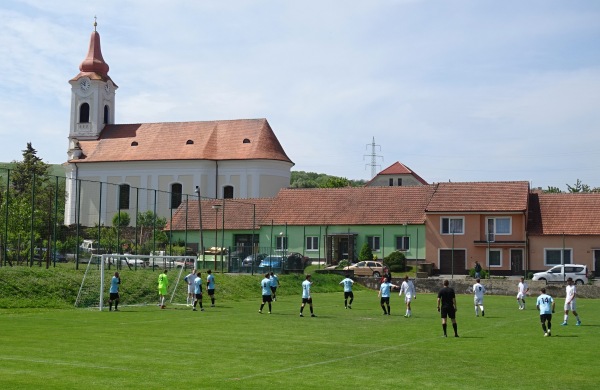 Fotbalový Stadion 1.FK Družstevník Nikolčice - Nikolčice