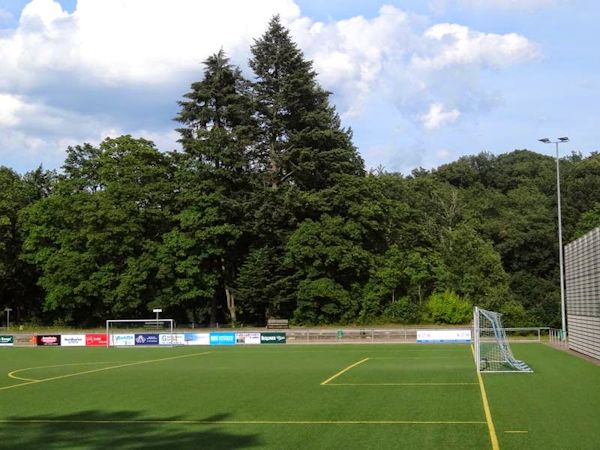 Rudolf-Harbig-Stadion - Neustrelitz