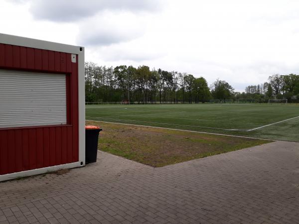 Sportplatz Turnhalle - Gütersloh-Spexard