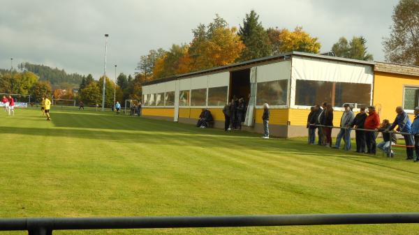 Sportplatz am Nonnenbach - Döhlau 