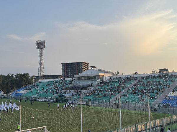 Metallurg Markaziy stadioni - Bekobod (Bekabad)