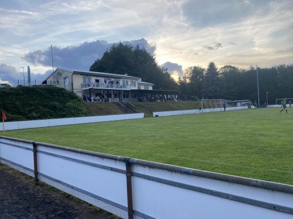 Sportanlage Jahnstraße - Heltersberg