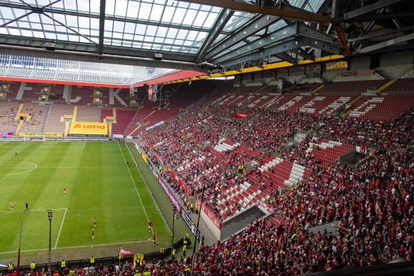 Fritz-Walter-Stadion - Kaiserslautern-Betzenberg