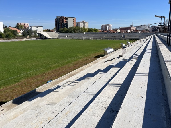 Stadiumi i Qytetit - Gjilan (Gnjilane)