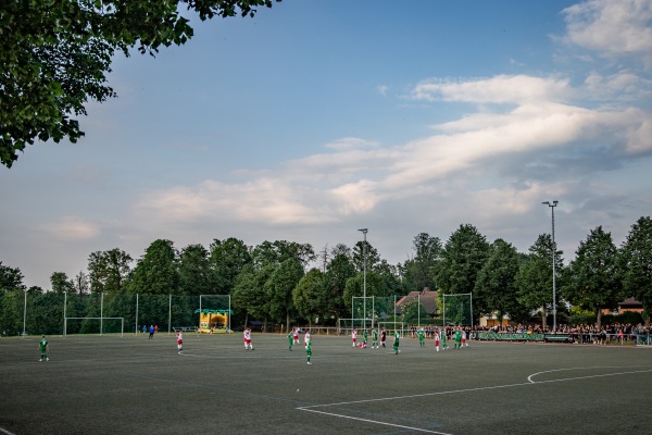 Sportplatz Wachau - Wachau/Sachsen