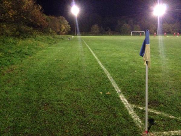 Lundbarg-Stadion B-Platz - Fahrdorf