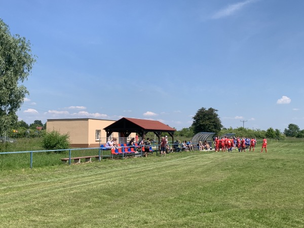 Boisko w Bieniów - Żary-Bieniów