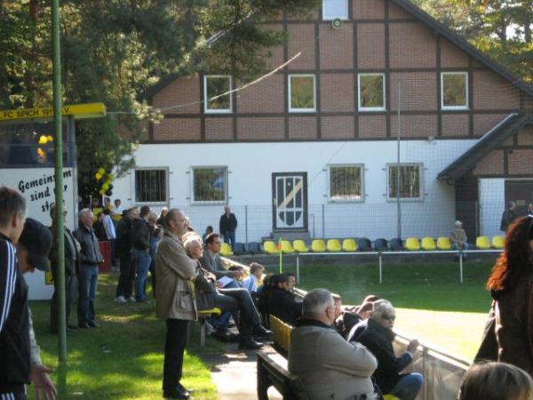 Waldstadion im Sportpark Spicher Höhen - Troisdorf-Spich