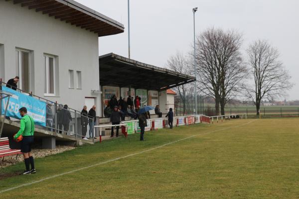 Sportplatz Jedenspeigen - Jedenspeigen