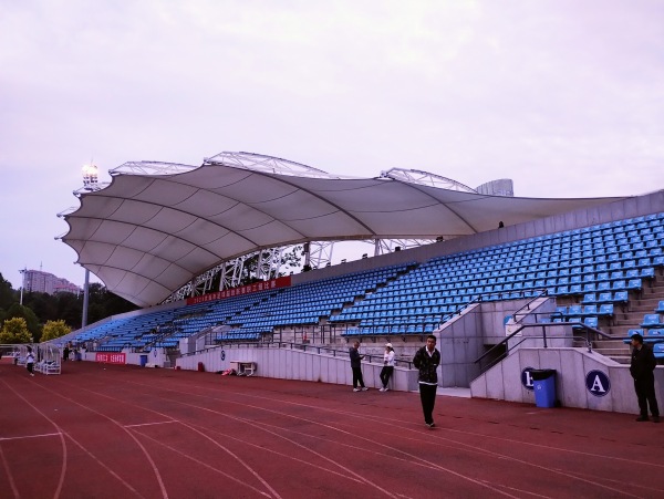 Locomotive Stadium - Dalian