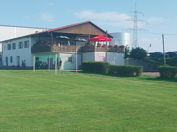Sportgelände Laub - Zeitlarn-Laub