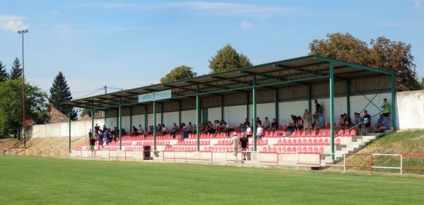 Futbalový štadión Eliášovce - Nový Život-Eliášovce