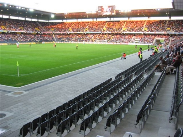 STADE DE SUISSE Wankdorf Bern - Bern STADE DE SUISSE Wankdorf Bern - Bern