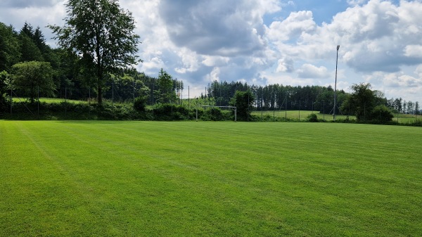 Stadion auf dem Hungerberg Nebenplatz - Gessertshausen-Margertshausen