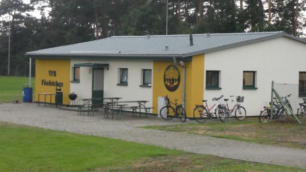 Sportplatz Fünfeichen - Schlaubetal-Fünfeichen