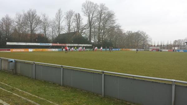 Walter-Steinkühler-Stadion - Emsdetten-Isendorf