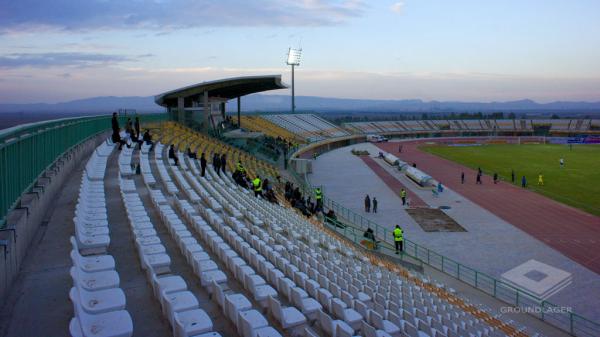 Yadegar-e-Emam Stadium - Qom