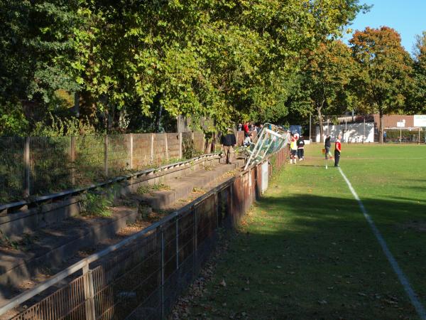 Grunewald-Kampfbahn - Duisburg-Hochfeld