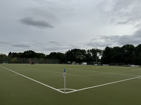 Sportzentrum Nordwest Platz 2 - Bad Homburg vor der Höhe