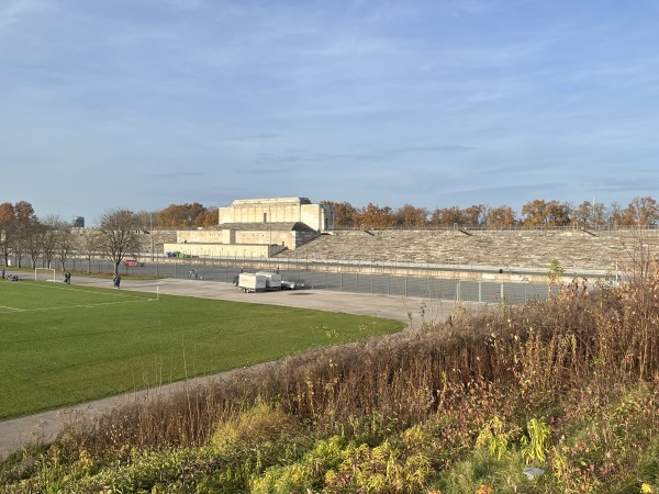 Sportanlage Zeppelinfeld Platz 2 - Nürnberg-Dutzendteich