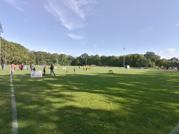 Okerstadion - Hillerse-Volkse
