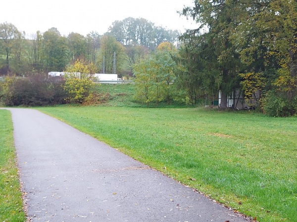 Sportplatz an der B29 - Böbingen/Rems