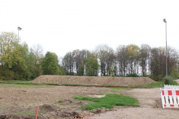 Sportplatz Hahnenfeld - Vettweiß-Jakobwüllesheim