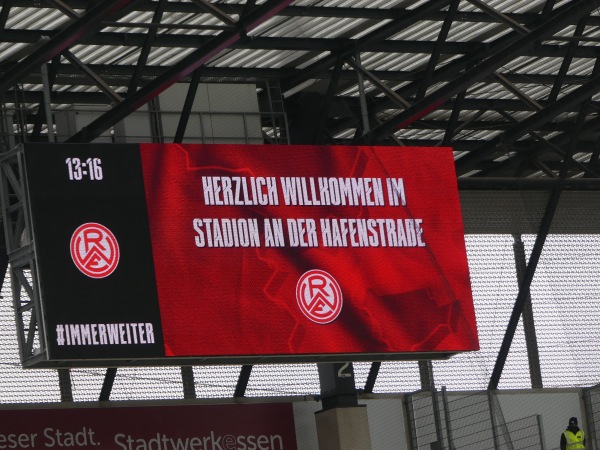 Stadion an der Hafenstraße - Essen/Ruhr-Bergeborbeck