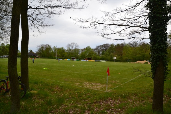 Sportplatz Rieterheg - Meine-Wedelheine