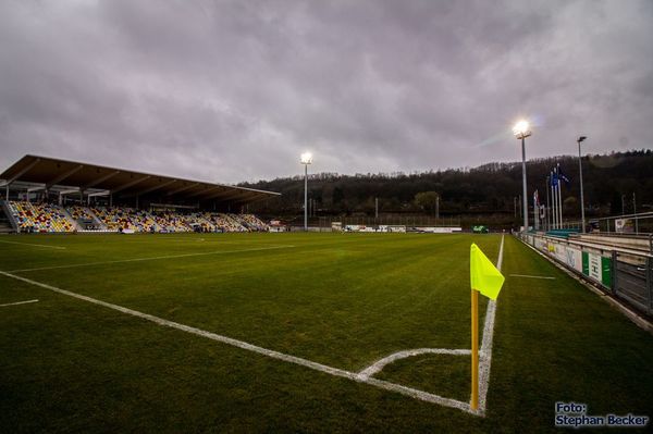 Stade Municipal de la Ville de Differdange - Déifferdeng-Uewerkuer (Differdange-Obercorn)