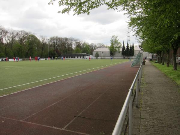 Sportplatz Freiheitshagen - Düsseldorf-Angermund