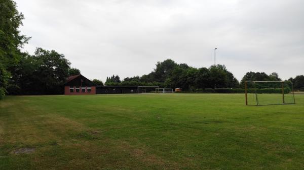 Stadion Auf der Ramhorst B-Platz - Burgwedel-Großburgwedel