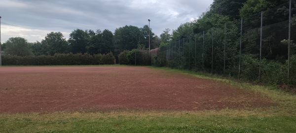 Sportzentrum Seestraße C-Platz - Isernhagen-Altwarmbüchen