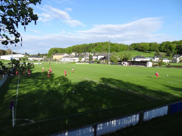 Stade Um Essig - Ell