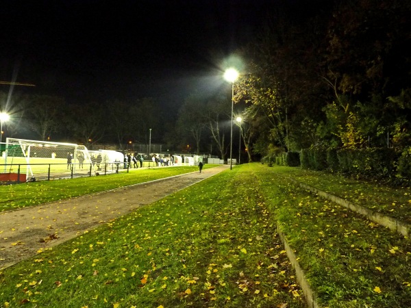 Sportplatz am Volkshaus / Stratmanns Hof - Herne-Röhlinghausen