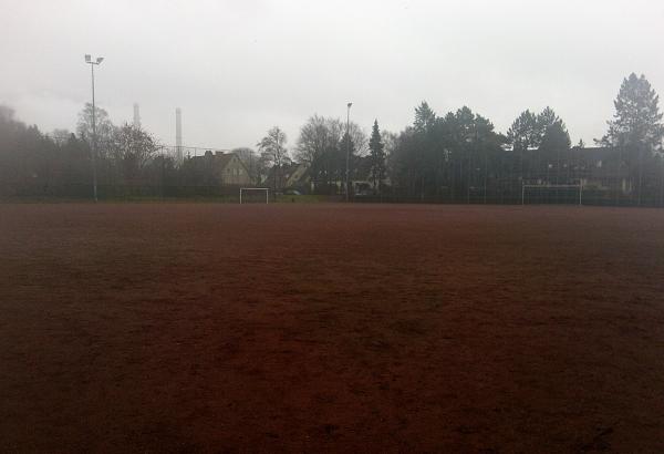 Sportplatz Ernst-Barlach-Gemeinschaftsschule - Wedel