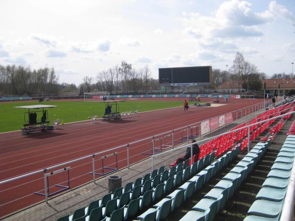 Friedrich-Ludwig-Jahn-Stadion im Jahn-Sportpark - Neubrandenburg