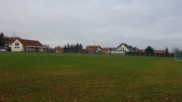 Sportanlage Vor dem Dorfe Platz 2 - Erfurt-Salomonsborn