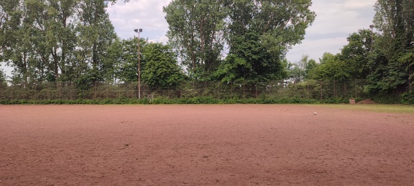 Sportanlage Hebbelstraße B-Platz - Hannover-Sahlkamp