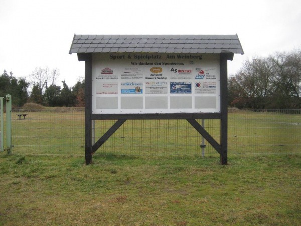 Sportplatz Am Weinberg - Wolmirstedt-Farsleben
